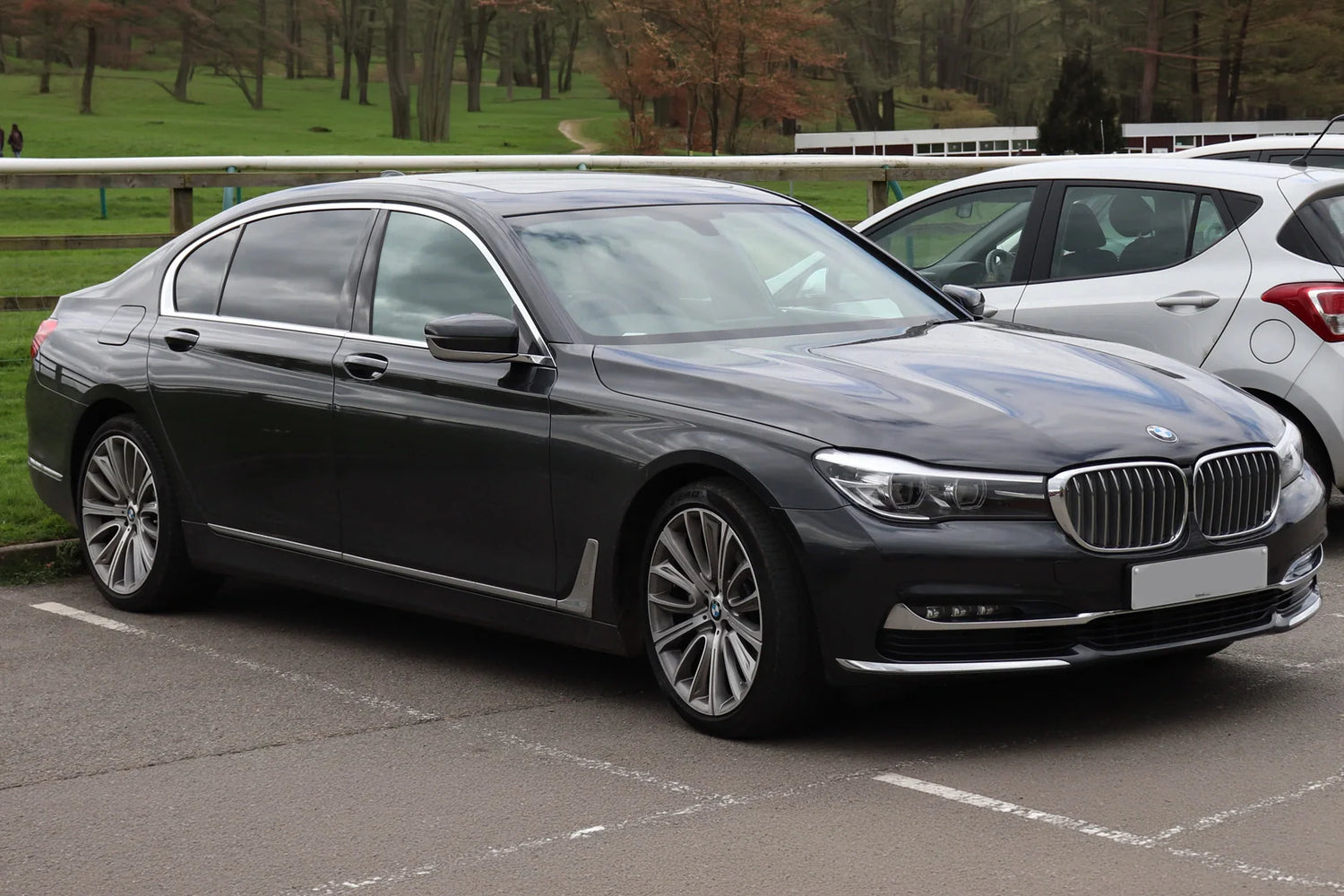 BMW G11 7 Series executive luxury sedan in Black Sapphire Metallic